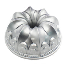 Load image into Gallery viewer, Aluminum Cake Mold Cake And Mousse Baking Tool Double Sided Gauze Cake Mold Tool Cake Pan Non Stick Shaped Tube Pan For Kitchen
